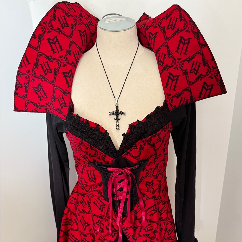 Sexy Vampire/Dracula Gothic Costume SZ/MEDIUM